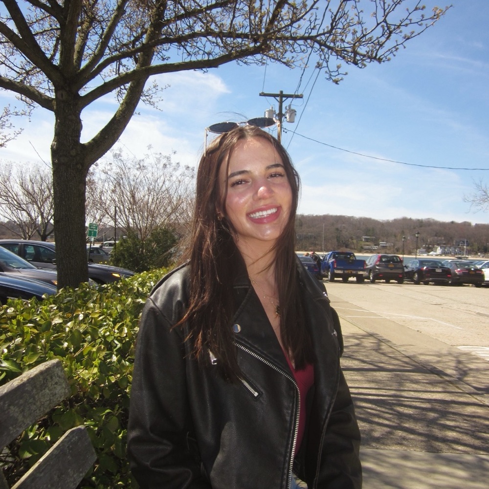 Meet your Posher, Emma